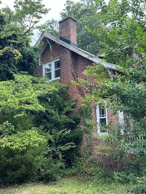 Stick/Site Built at 1525 Rankin Road, Greensboro NC 27405, photo 2 of 24