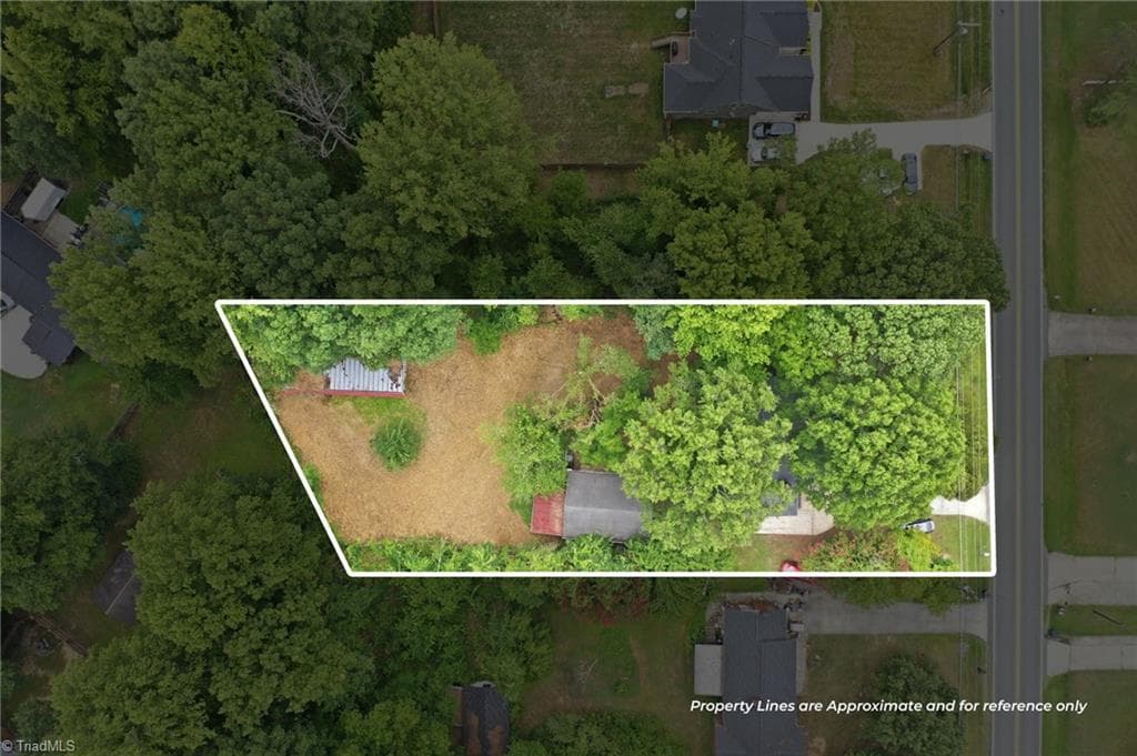 Stick/Site Built at 719 Greenwood Drive, Burlington NC 27217, Burlington, photo 2 of 50