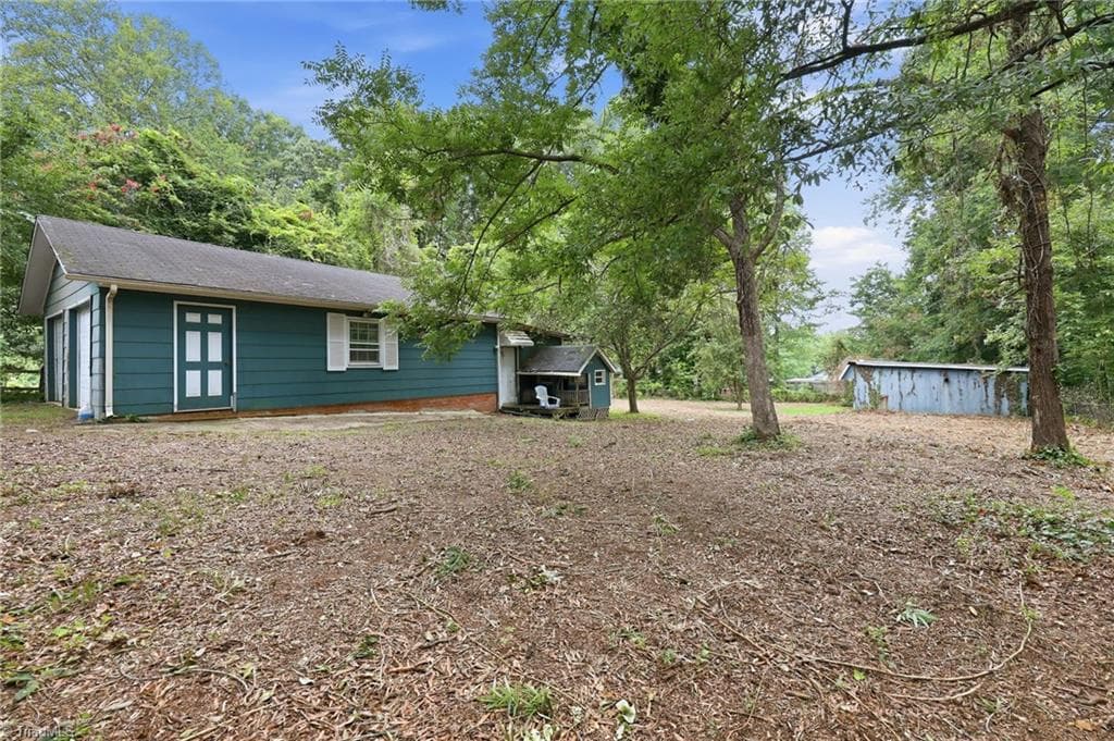 Stick/Site Built at 719 Greenwood Drive, Burlington NC 27217, Burlington, photo 33 of 50