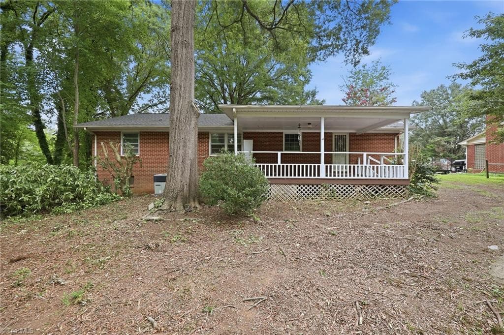 Stick/Site Built at 719 Greenwood Drive, Burlington NC 27217, Burlington, photo 44 of 50