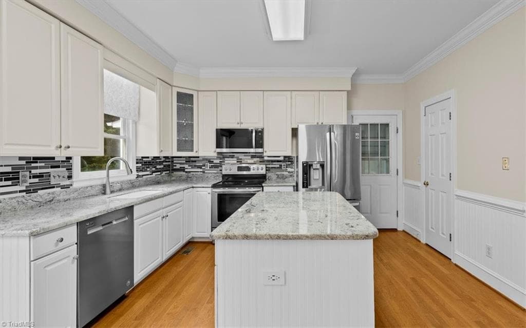 Stick/Site Built at 2609 Baytree Drive, Greensboro NC 27455, photo 11 of 47