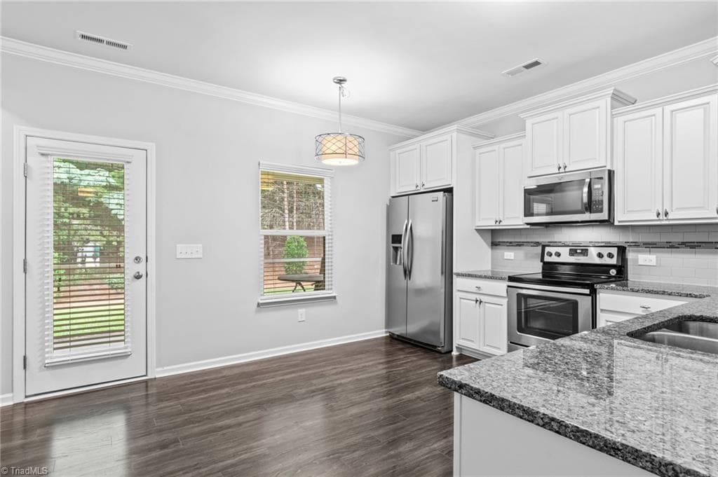Stick/Site Built at 3714 Littlebrook Drive, Clemmons NC 27012, photo 10 of 41