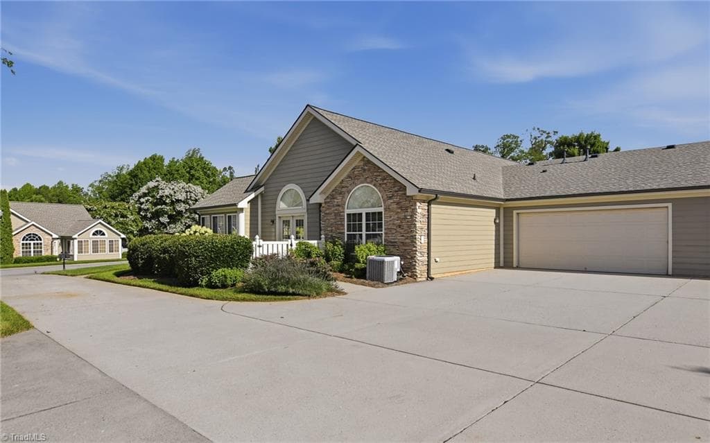 Stick/Site Built at 3476 Waterwheel Circle, Winston-Salem NC 27103, photo 25 of 32