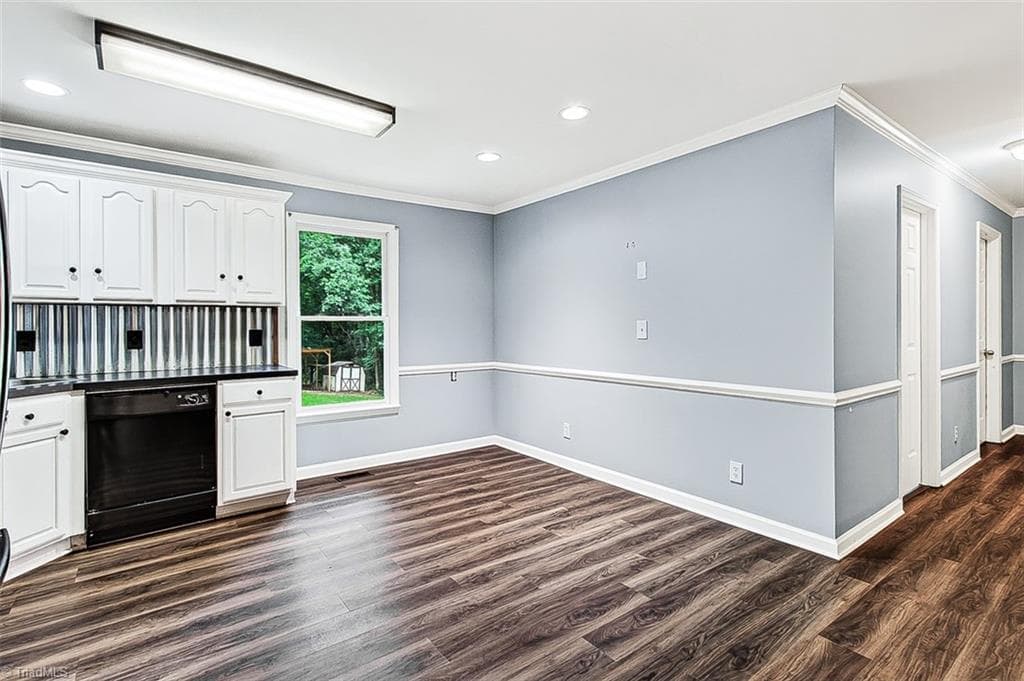 Stick/Site Built at 4918 Kaysboro Drive, Winston-Salem NC 27105, Winston-Salem, photo 5 of 25
