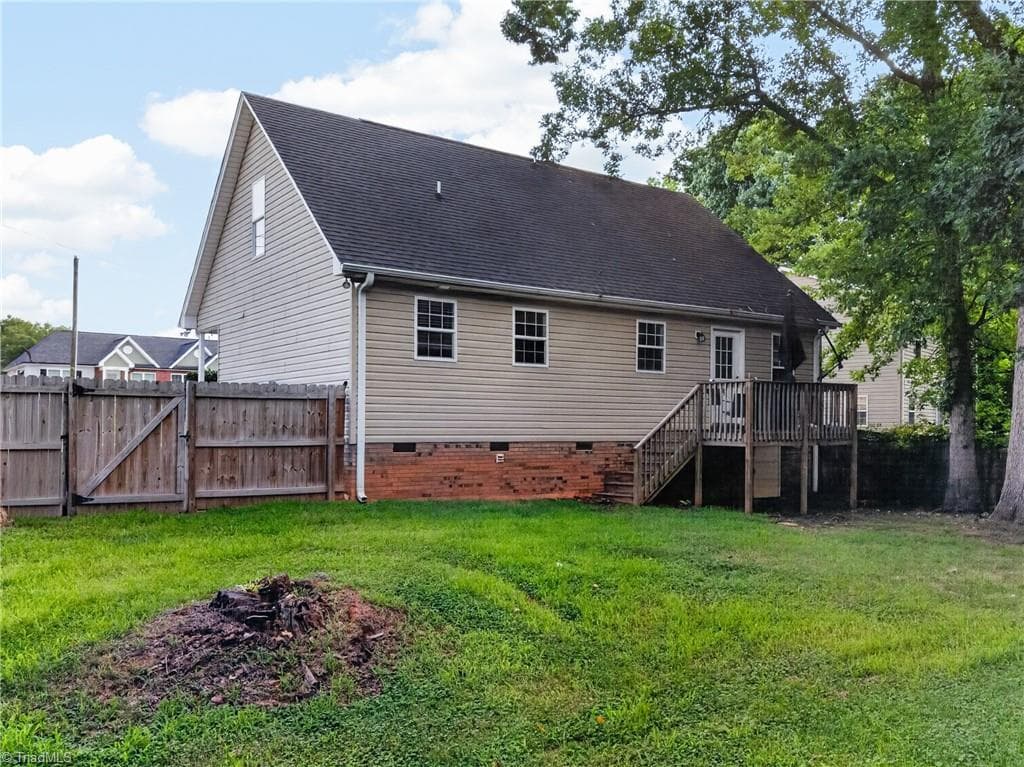 Stick/Site Built at 1045 Robbins Street, Asheboro NC 27203, photo 31 of 33