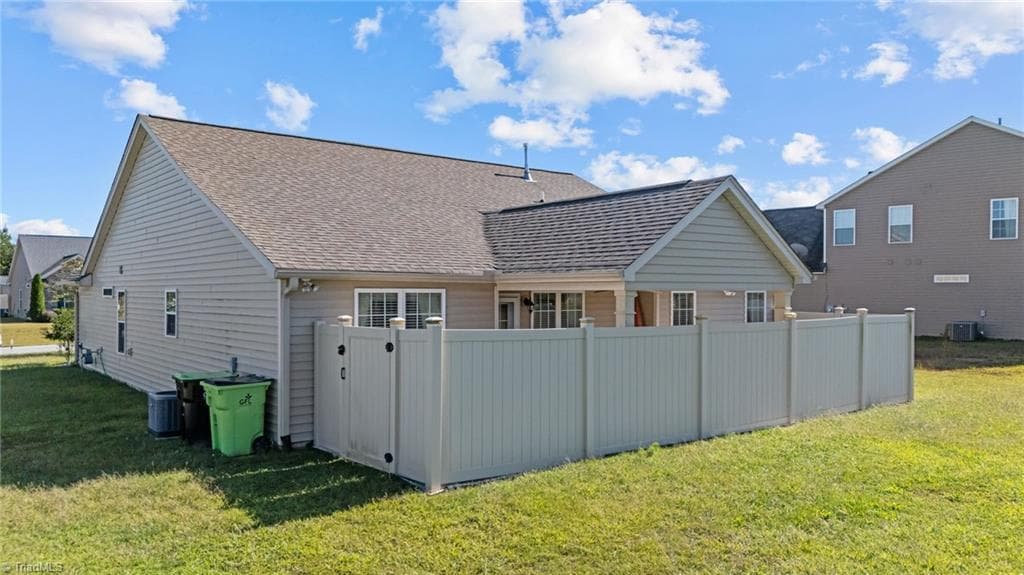 Stick/Site Built at 171 Bald Cypress Drive, Winston-Salem NC 27127, Winston-Salem, photo 4 of 47