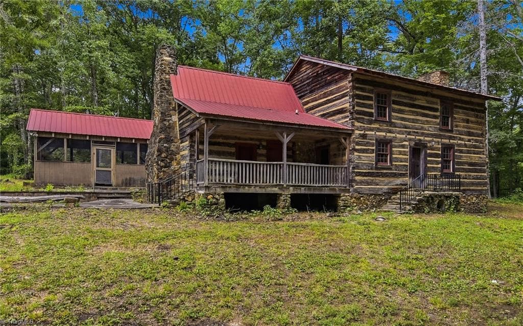 1389 City Lake Road, Lexington NC 27295