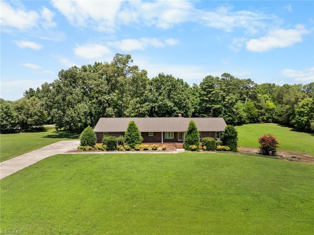 200 Enterprise Road, Lexington NC 27295