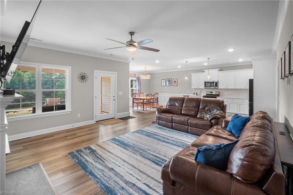 Stick/Site Built at 4844 Old Thomasville Road, Winston-Salem NC 27107, Winston-Salem, photo 2 of 39