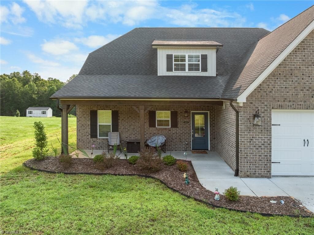 Stick/Site Built at 4844 Old Thomasville Road, Winston-Salem NC 27107, Winston-Salem, photo 38 of 39