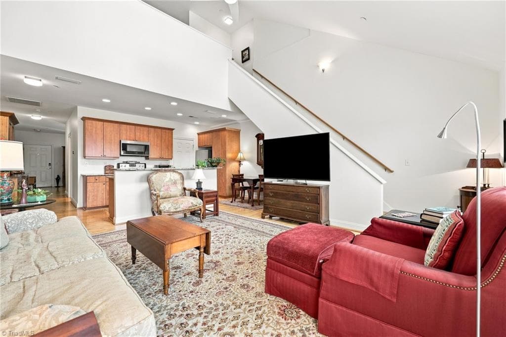 360 Elm Street # 304, Greensboro NC 27401
