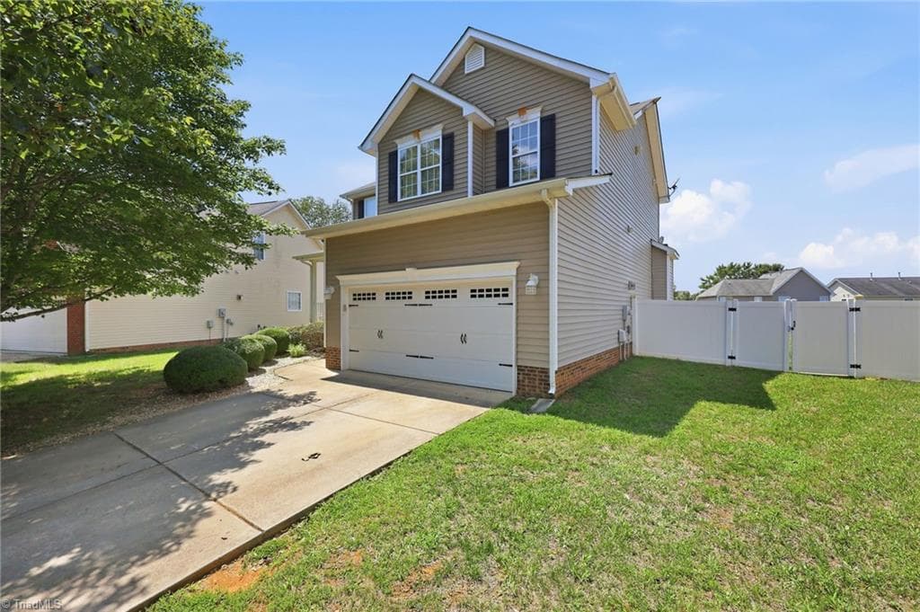 Stick/Site Built at 692 Triple Crown Court, Whitsett NC 27377, photo 38 of 50