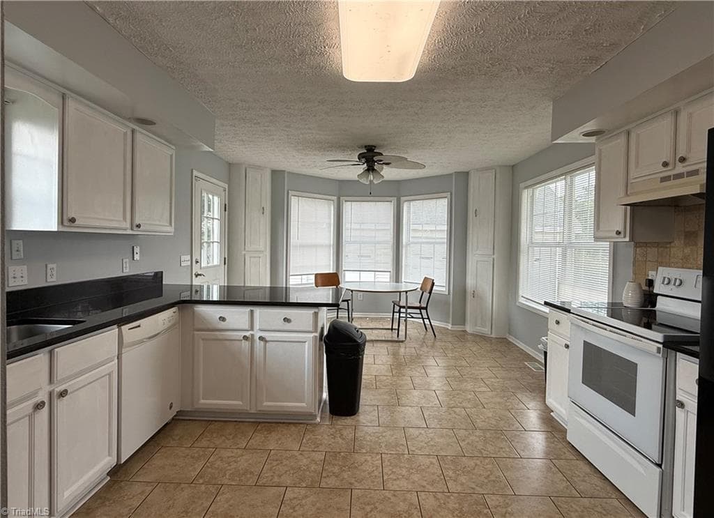 Modular at 108 King Arthur Drive, King NC 27021, photo 11 of 50