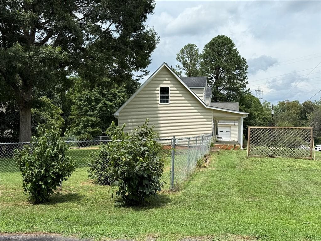 Modular at 108 King Arthur Drive, King NC 27021, photo 44 of 50
