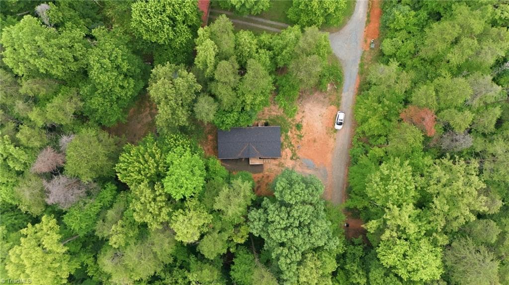 Manufactured Home at 155 Coryland Drive, Walkertown NC 27051, photo 4 of 29