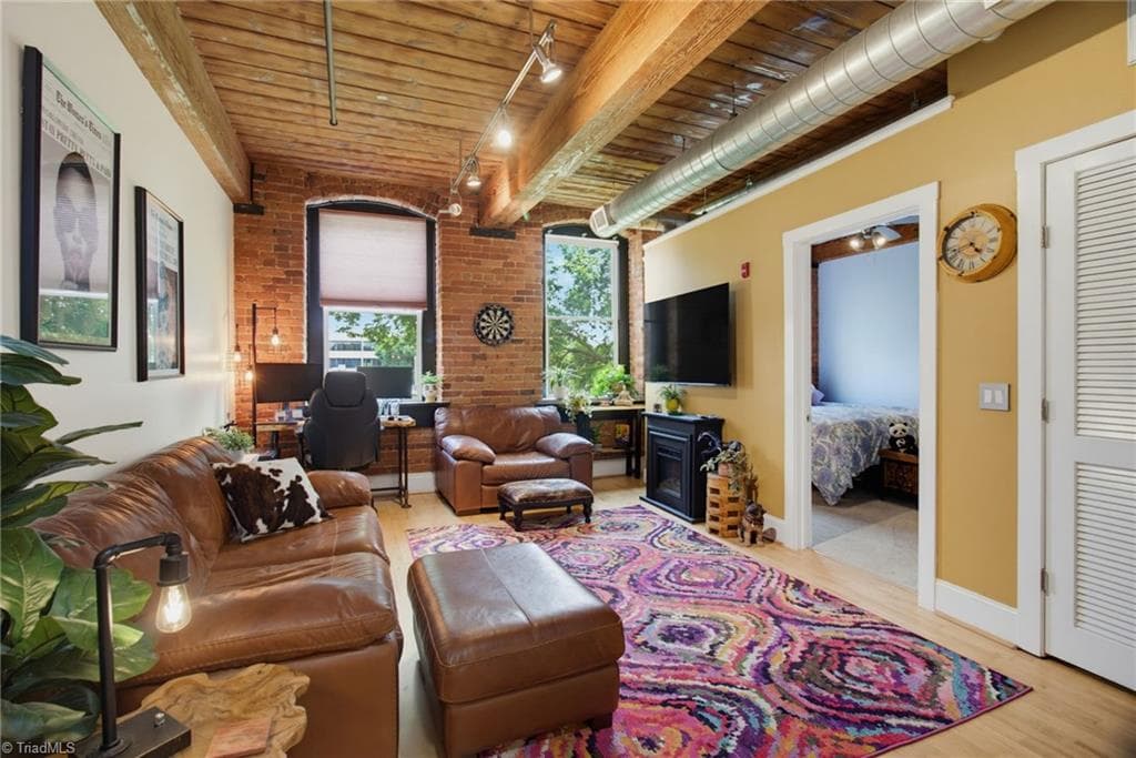 Stick/Site Built at 836 Oak Street # 306, Winston-Salem NC 27101, Winston-Salem, photo 5 of 21