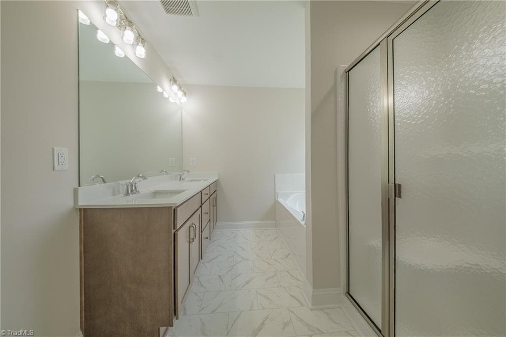Stick/Site Built at 3719 Contimental Square, Kernersville NC 27284, photo 16 of 26