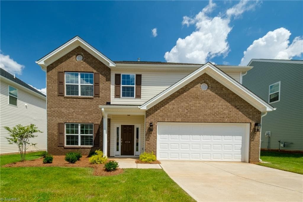 3719 Contimental Square, Kernersville NC 27284