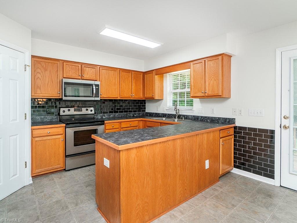 Stick/Site Built at 3955 Chucks Court, Burlington NC 27215, Burlington, photo 18 of 49