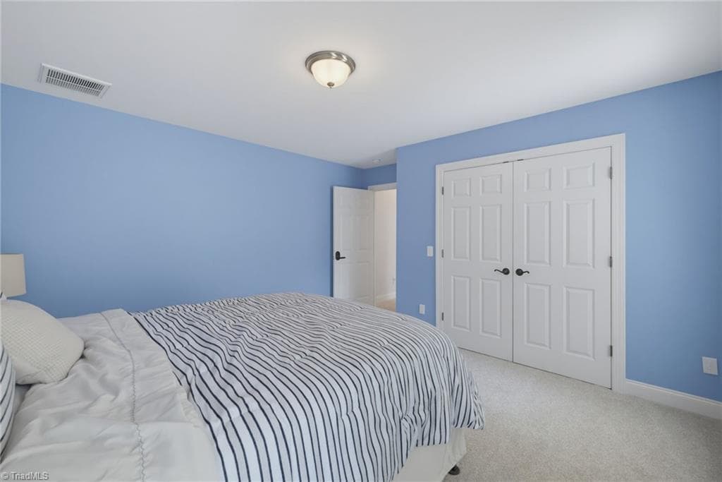 Stick/Site Built at 4 Willow Oak Court, Greensboro NC 27408, photo 28 of 40