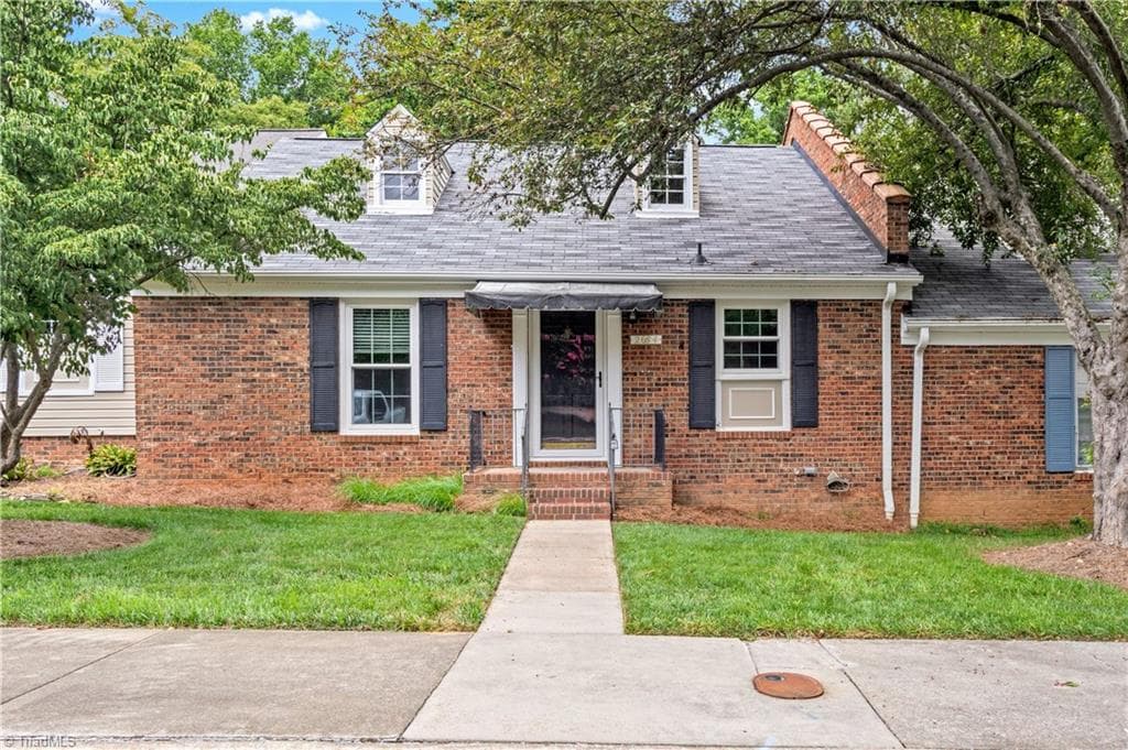 2664 Saint Johns Place, Winston-Salem NC 27106