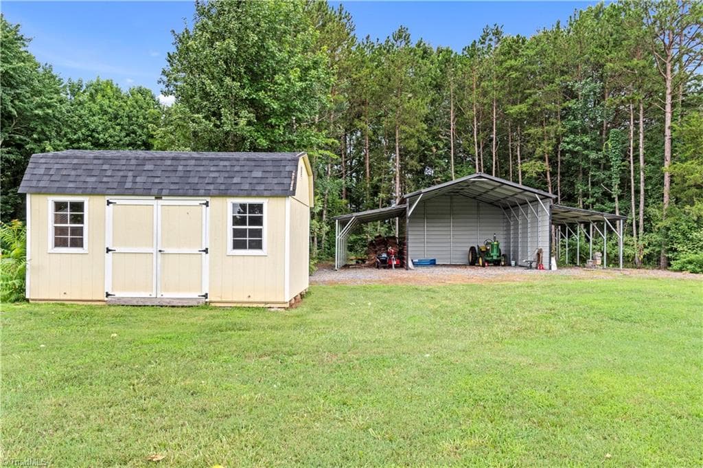 Stick/Site Built at 131 River Road, Boonville NC 27011, photo 4 of 33