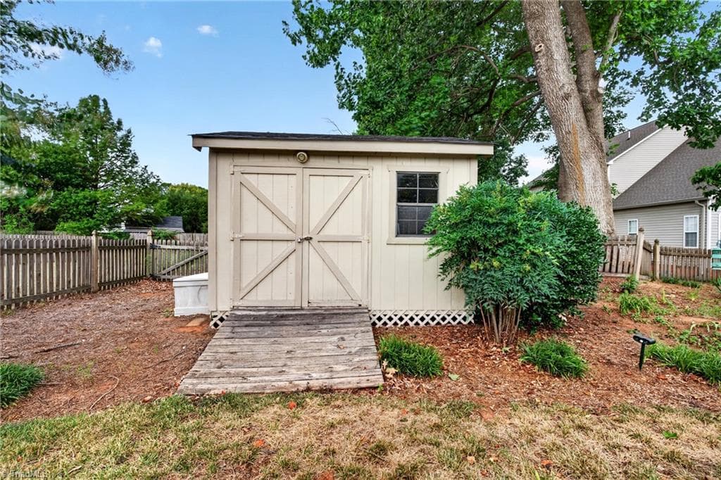 Stick/Site Built at 3674 Oak Chase Drive, High Point NC 27265, photo 45 of 50
