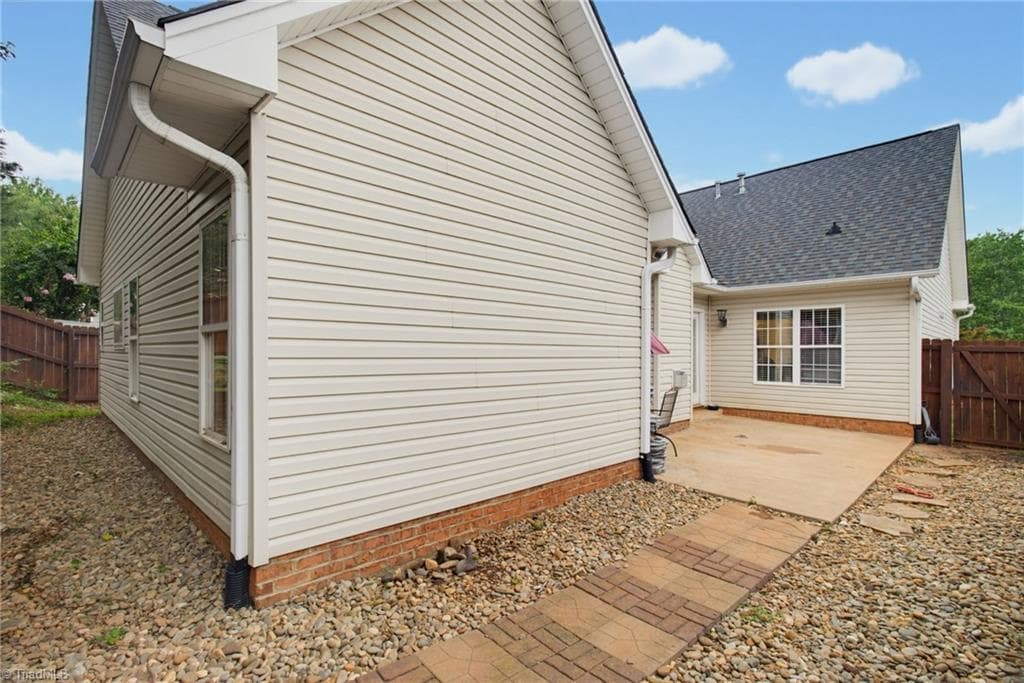 Stick/Site Built at 5917 Kenville Green Circle, Kernersville NC 27284, photo 26 of 30