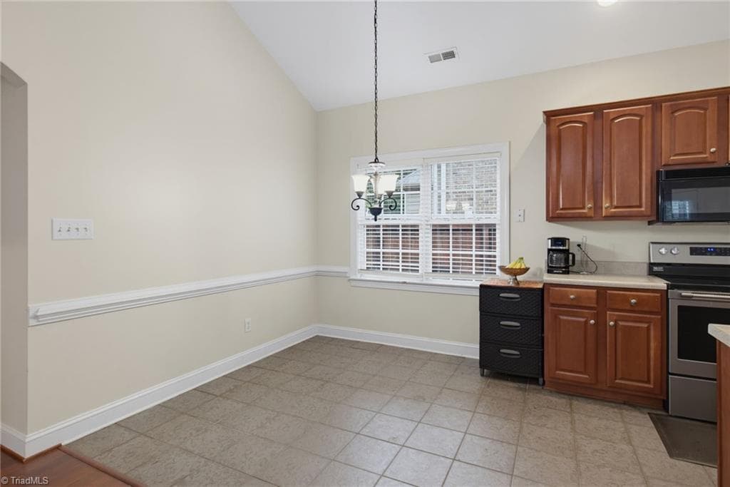Stick/Site Built at 5917 Kenville Green Circle, Kernersville NC 27284, photo 11 of 30