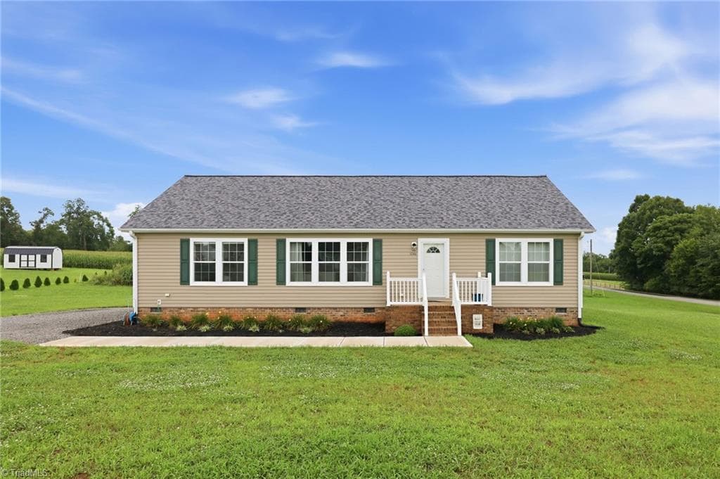 Modular at 1046 Herberts Drive, Yadkinville NC 27055, photo 2 of 50