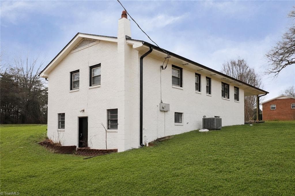 Stick/Site Built at 9729 NC Highway 700, Pelham NC 27311, photo 5 of 34