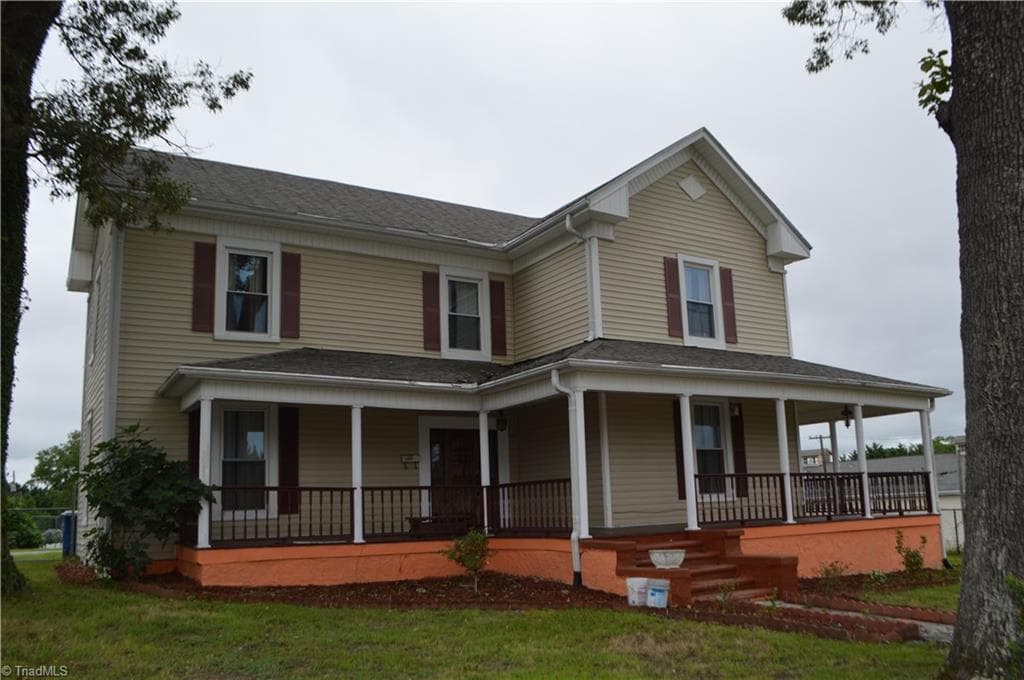 Stick/Site Built at 926 S Main Street, Mount Airy NC 27030, photo 2 of 34
