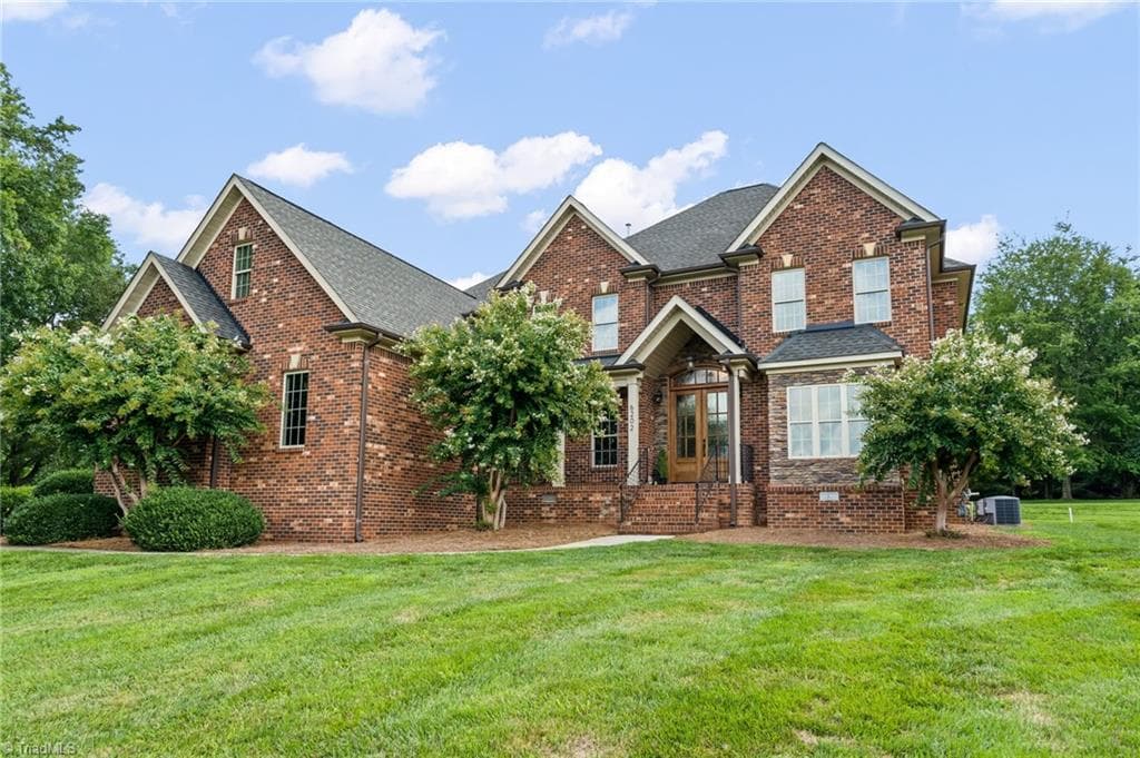 Stick/Site Built at 6202 Herons Nest Court, Oak Ridge NC 27310, Oak Ridge, photo 5 of 98