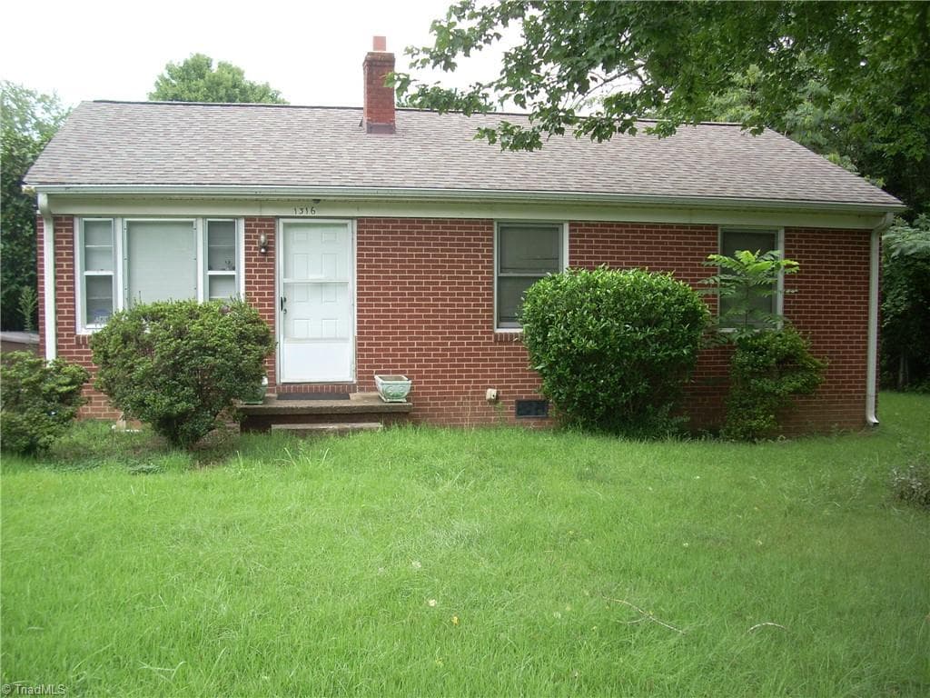 1316 Glendale Drive, Greensboro NC 27406