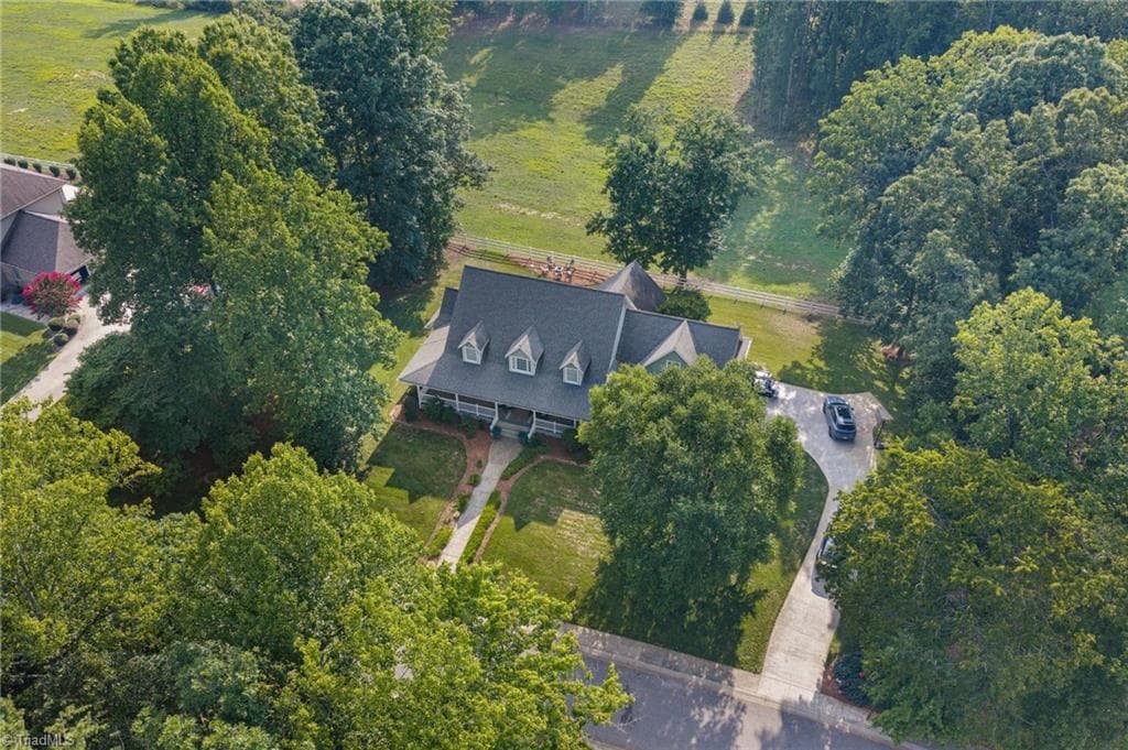 Stick/Site Built at 208 Monk Court, North Wilkesboro NC 28659, photo 44 of 45
