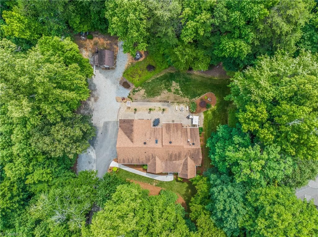 Stick/Site Built at 1239 Blackberry Ridge Road, High Point NC 27265, photo 48 of 50