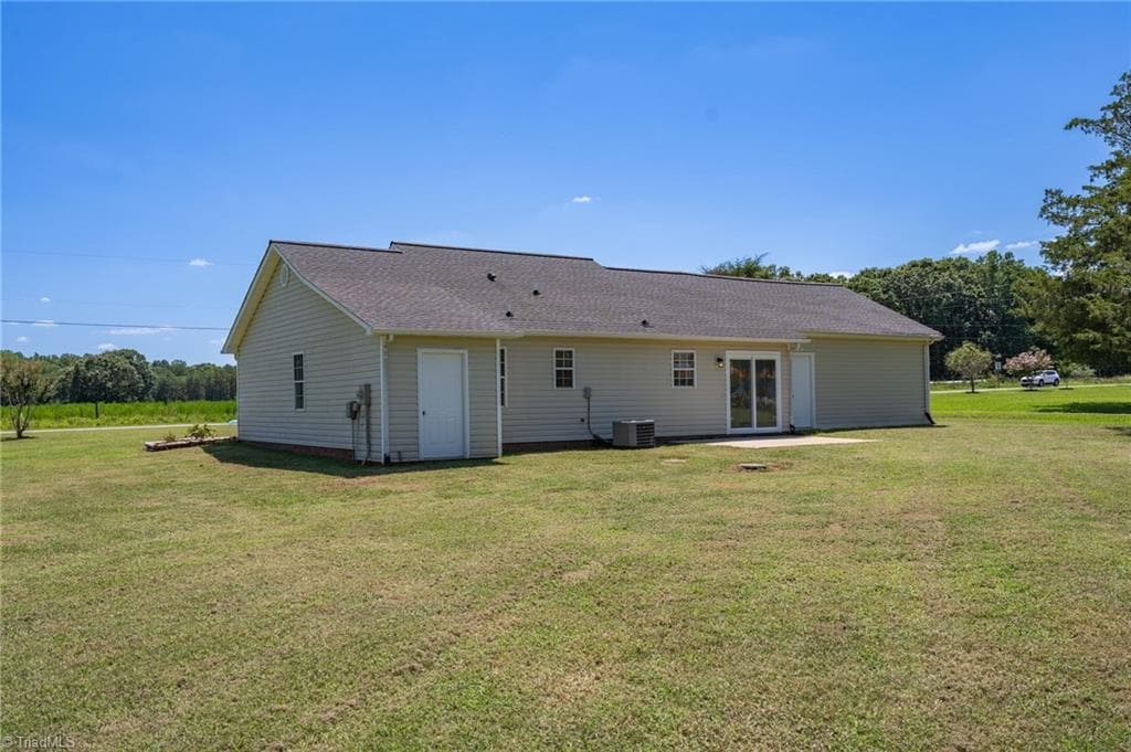Stick/Site Built at 4042 Obra Road, Graham NC 27253, photo 26 of 41