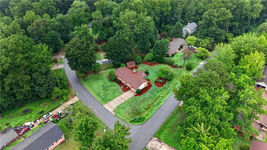 Stick/Site Built at 200 Brookview Circle, Jamestown NC 27282, photo 46 of 50