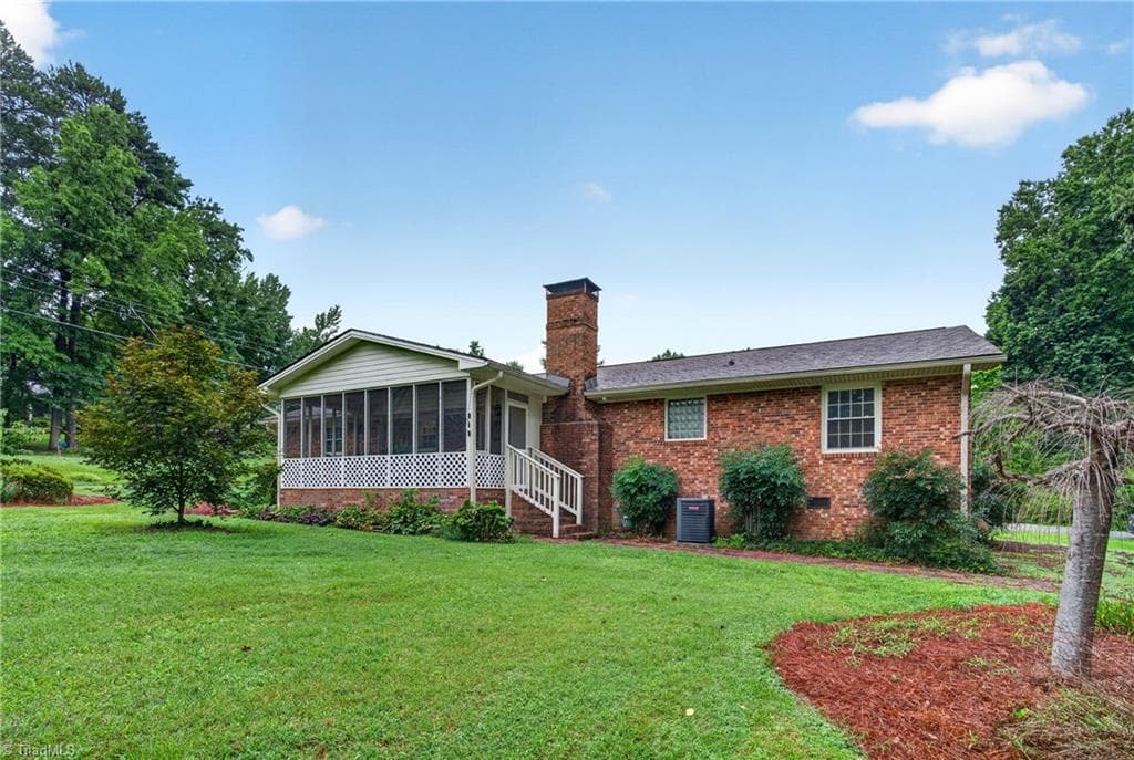 Stick/Site Built at 200 Brookview Circle, Jamestown NC 27282, photo 44 of 50