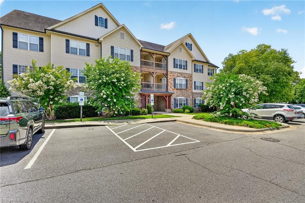 4722 Tatton Park Circle # 3C, Winston-Salem NC 27103