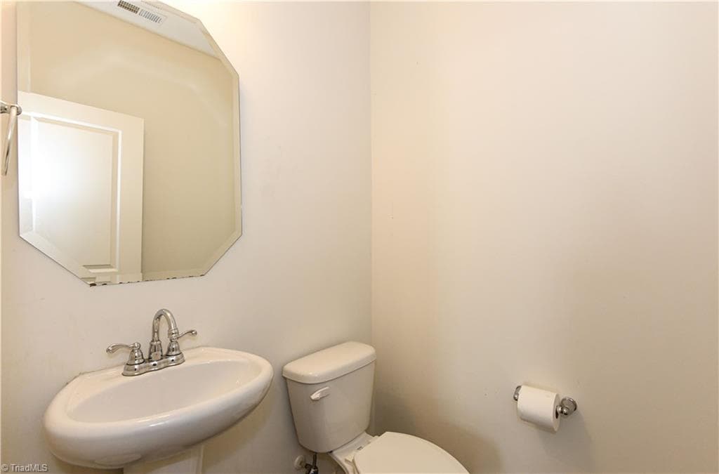 Stick/Site Built at 5031 Red Poll Drive, Greensboro NC 27405, photo 20 of 38