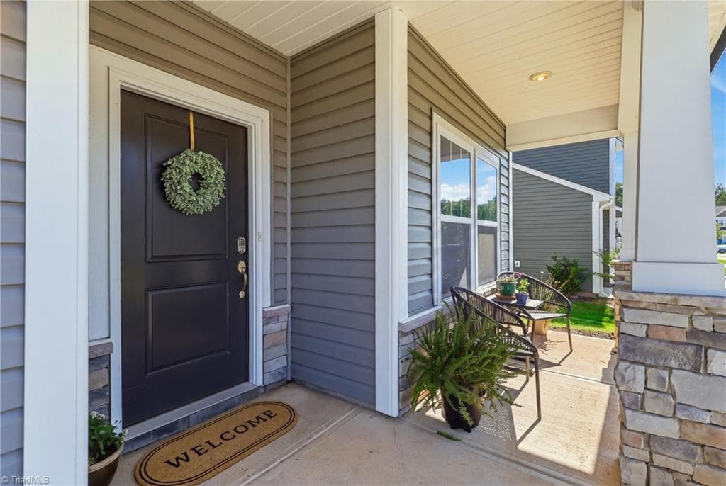 Stick/Site Built at 2404 Dukes Hollow Court, High Point NC 27265, photo 29 of 38