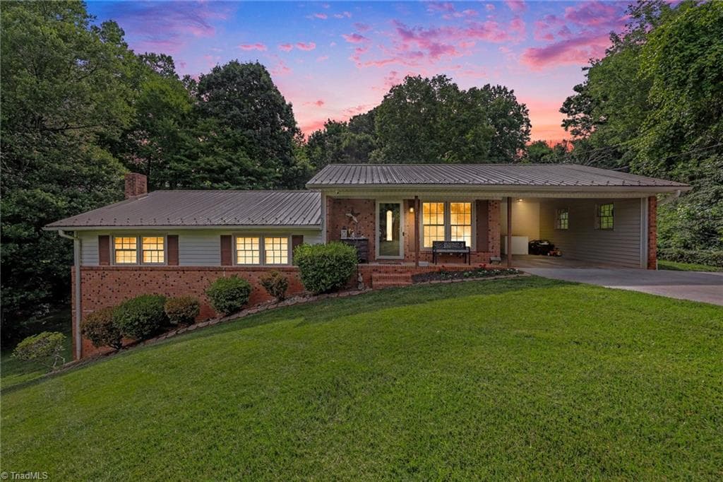 352 William Lane, Lexington NC 27295