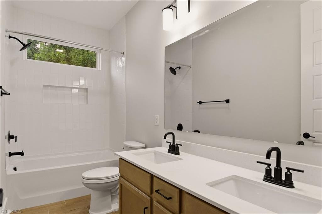 Stick/Site Built at 1005 W Pinehurst Court # 1042, Clemmons NC 27012, photo 22 of 33