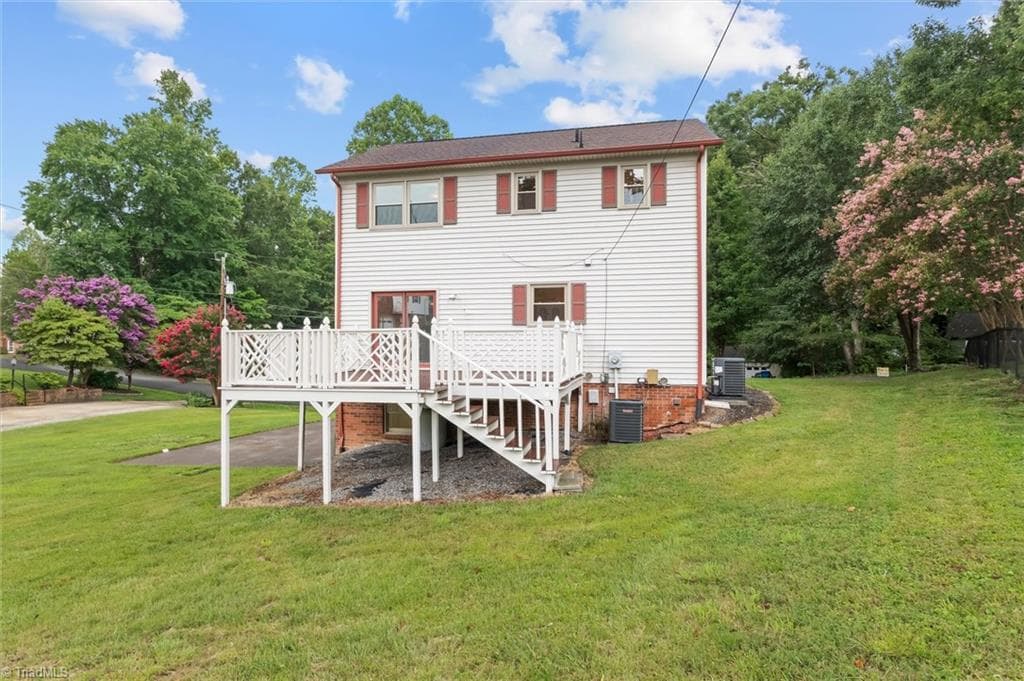 Stick/Site Built at 1912 Inman Circle, Mount Airy NC 27030, photo 23 of 24
