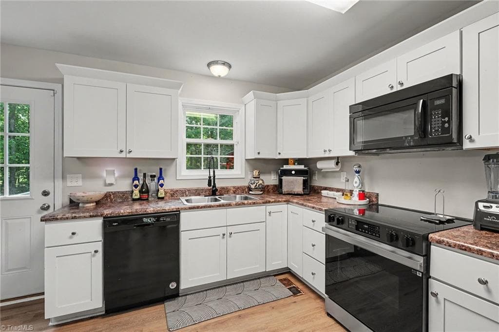 Stick/Site Built at 3756 Hoover Hill Road, Trinity NC 27370, Trinity, photo 13 of 27