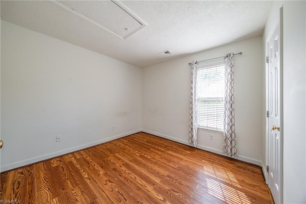 Stick/Site Built at 440 Craver Pointe Drive, Clemmons NC 27012-7532, photo 22 of 32