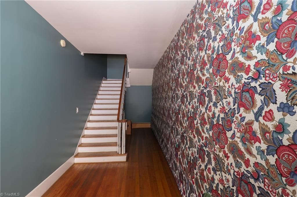 Apartment at 1025 West End Boulevard, Winston-Salem NC 27101, Winston-Salem, photo 38 of 48