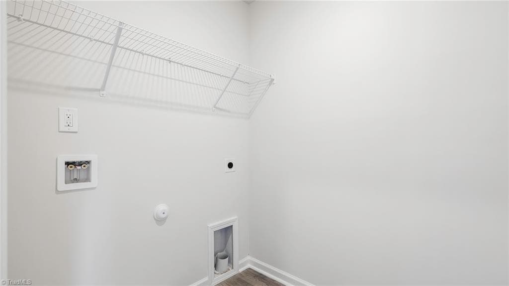 Stick/Site Built at 627 Beechwood Circle, Thomasville NC 27360, photo 14 of 18