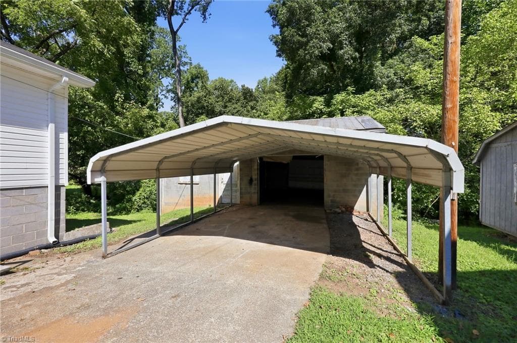 Stick/Site Built at 1313 Fairfield Drive, Winston-Salem NC 27127, Winston-Salem, photo 24 of 25